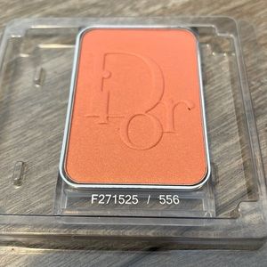 Christian Dior Blush Vibrant Colour Powder Blush - # 556